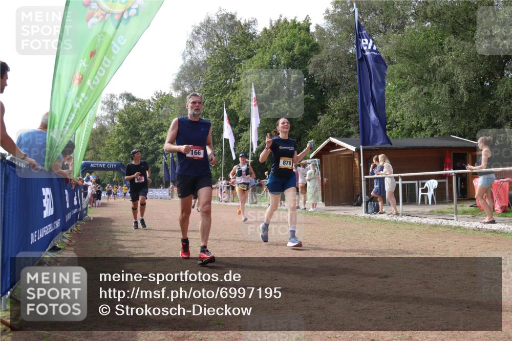 08.09.2024 - Airport Race Strokosch-Dieckow http://msf.ph/oto/6997195 08.09.2024 12:38:14 Ziel 54, 166, 461, 660, 878, 1009, 1112, 1489, 1537, 3137 meine-sportfotos.de