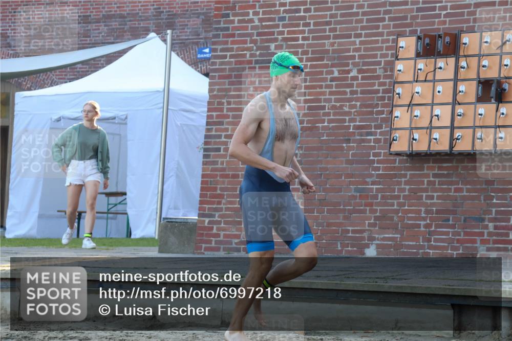08.09.2024 - Stadtparktriathlon Luisa Fischer http://msf.ph/oto/6997218 08.09.2024 08:59:26 Schwimmen 107, 109, 113, 117, 119, 128 meine-sportfotos.de