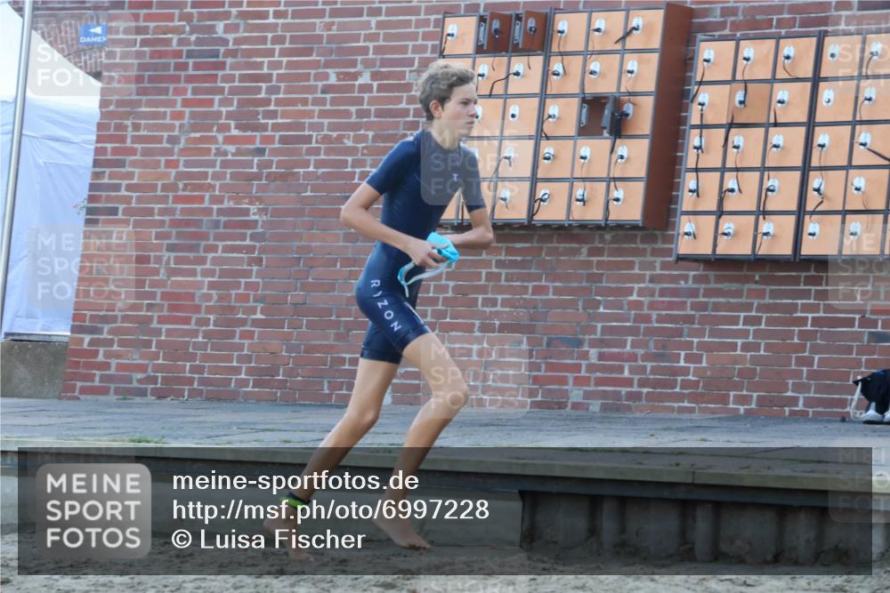08.09.2024 - Stadtparktriathlon Luisa Fischer http://msf.ph/oto/6997228 08.09.2024 08:59:28 Schwimmen 107, 109, 113, 117, 128 meine-sportfotos.de