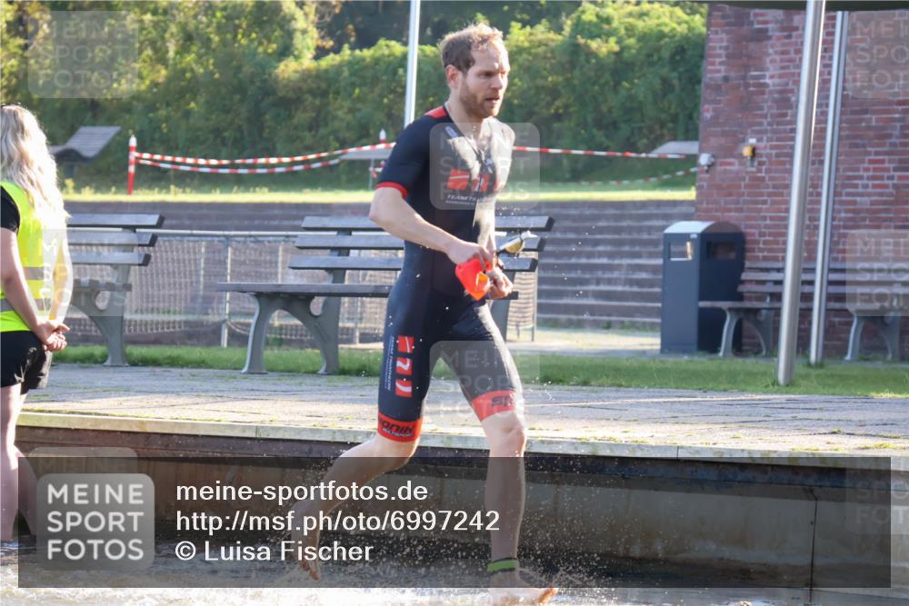 08.09.2024 - Stadtparktriathlon Luisa Fischer http://msf.ph/oto/6997242 08.09.2024 08:59:33 Schwimmen 107, 116 meine-sportfotos.de