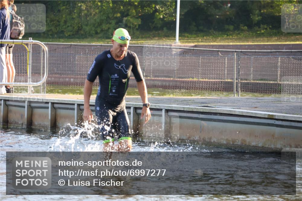 08.09.2024 - Stadtparktriathlon Luisa Fischer http://msf.ph/oto/6997277 08.09.2024 08:59:38 Schwimmen 107, 116 meine-sportfotos.de