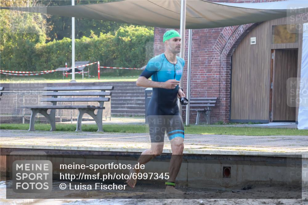 08.09.2024 - Stadtparktriathlon Luisa Fischer http://msf.ph/oto/6997345 08.09.2024 08:59:48 Schwimmen 116, 124 meine-sportfotos.de