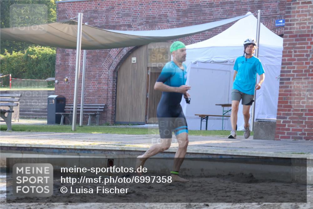 08.09.2024 - Stadtparktriathlon Luisa Fischer http://msf.ph/oto/6997358 08.09.2024 08:59:48 Schwimmen 116, 124 meine-sportfotos.de