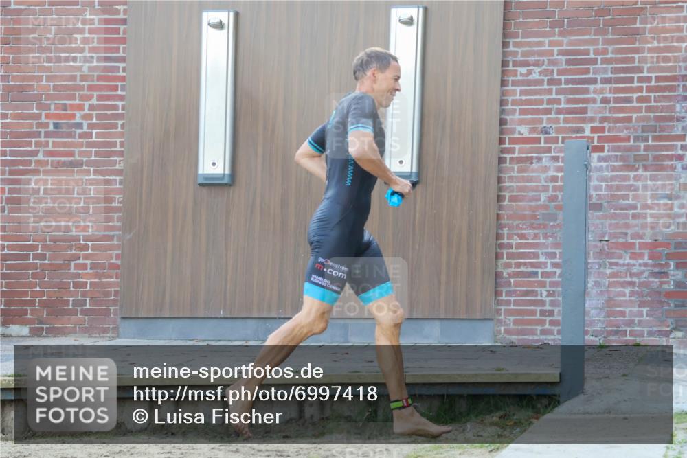 08.09.2024 - Stadtparktriathlon Luisa Fischer http://msf.ph/oto/6997418 08.09.2024 09:00:10 Schwimmen 121 meine-sportfotos.de