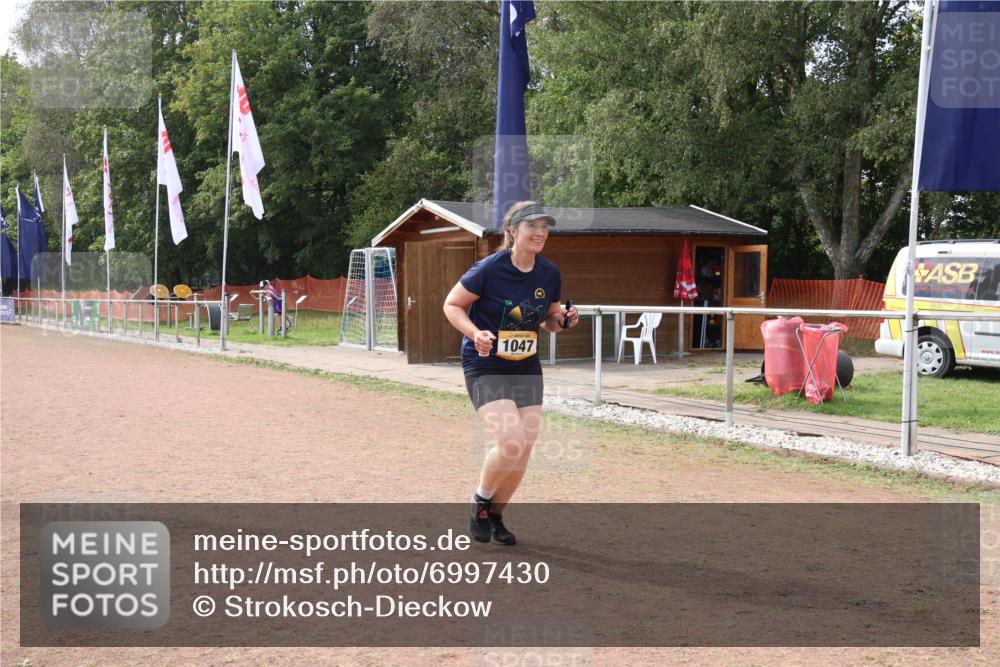 08.09.2024 - Airport Race Strokosch-Dieckow http://msf.ph/oto/6997430 08.09.2024 13:28:26 Ziel 1047 meine-sportfotos.de