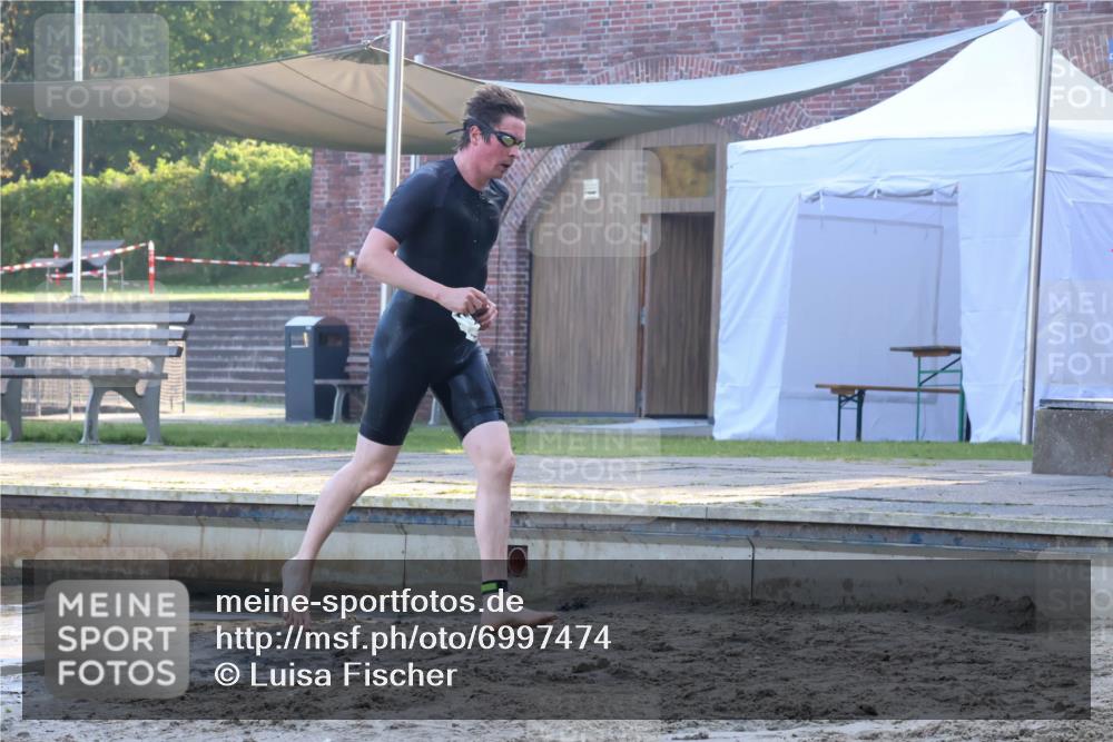 08.09.2024 - Stadtparktriathlon Luisa Fischer http://msf.ph/oto/6997474 08.09.2024 09:00:22 Schwimmen 111 meine-sportfotos.de