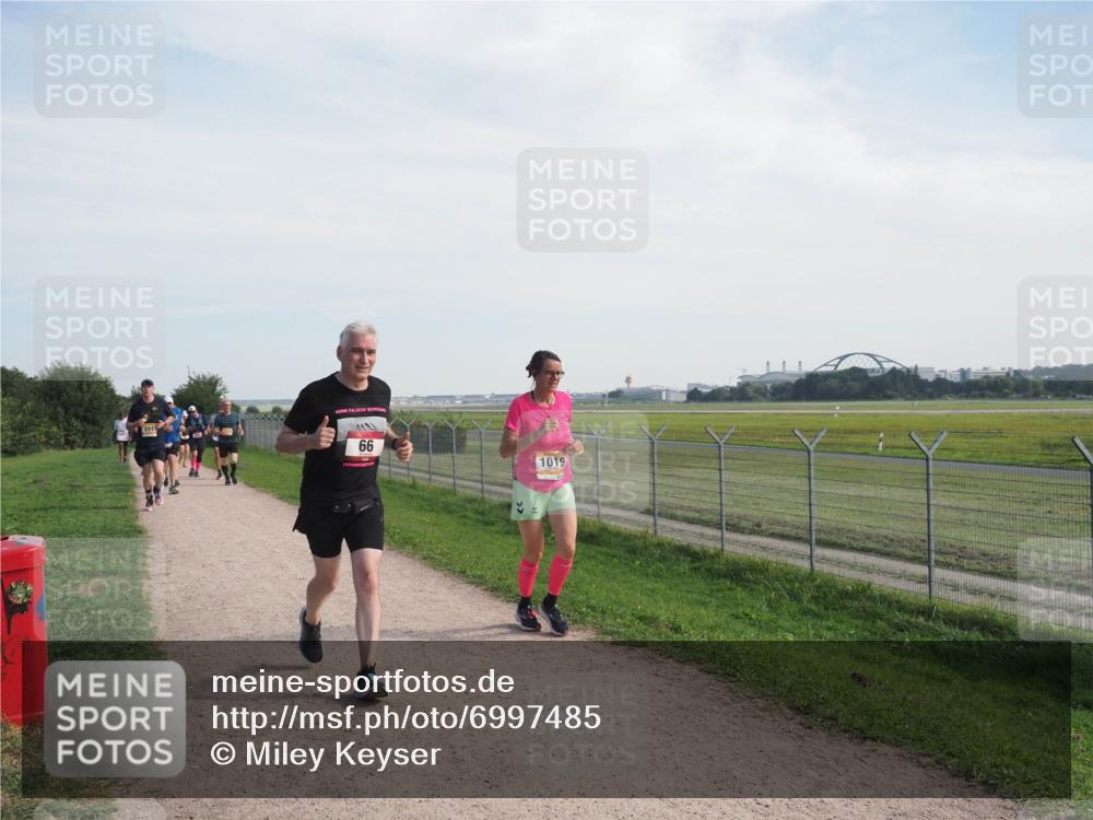 08.09.2024 - Airport Race Miley Keyser http://msf.ph/oto/6997485 08.09.2024 12:19:55 Laufen OLYMPUS, DIGITAL, CAMERA meine-sportfotos.de