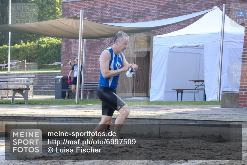 08.09.2024 - Stadtparktriathlon Luisa Fischer http://msf.ph/oto/6997509 08.09.2024 09:02:37 Schwimmen 101, 103 meine-sportfotos.de