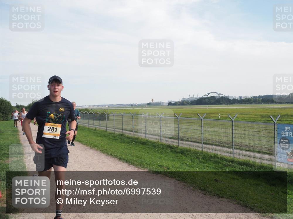 08.09.2024 - Airport Race Miley Keyser http://msf.ph/oto/6997539 08.09.2024 12:19:59 Laufen OLYMPUS, DIGITAL, CAMERA meine-sportfotos.de