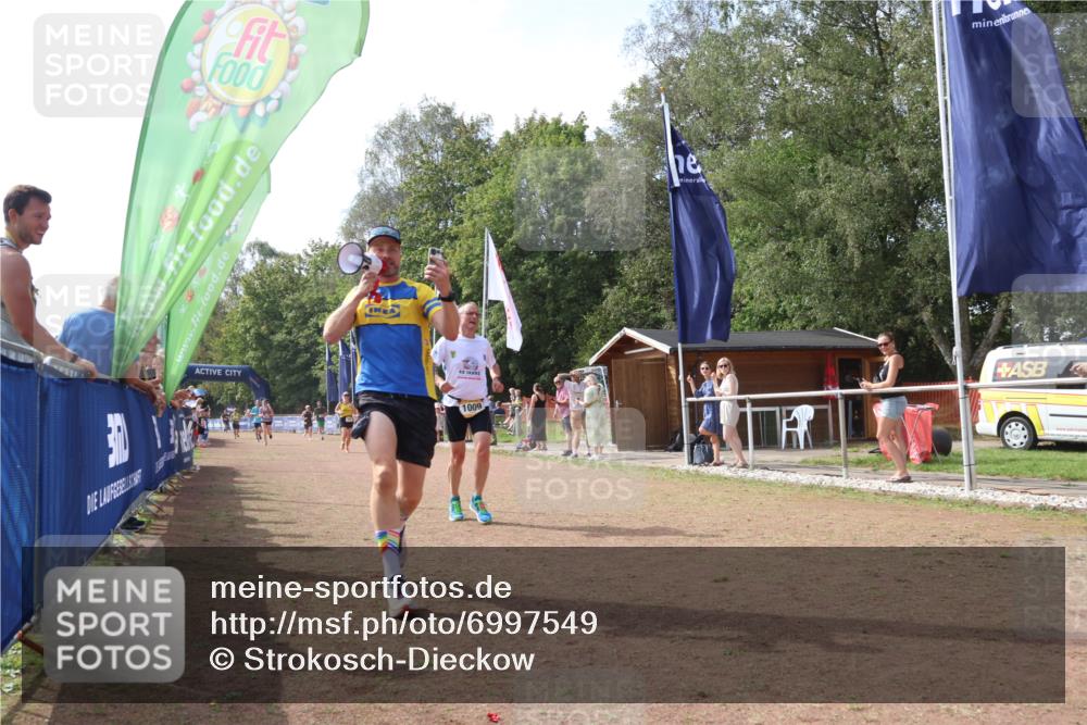 08.09.2024 - Airport Race Strokosch-Dieckow http://msf.ph/oto/6997549 08.09.2024 12:38:22 Ziel 653, 890, 948, 1009, 1112, 1537 meine-sportfotos.de