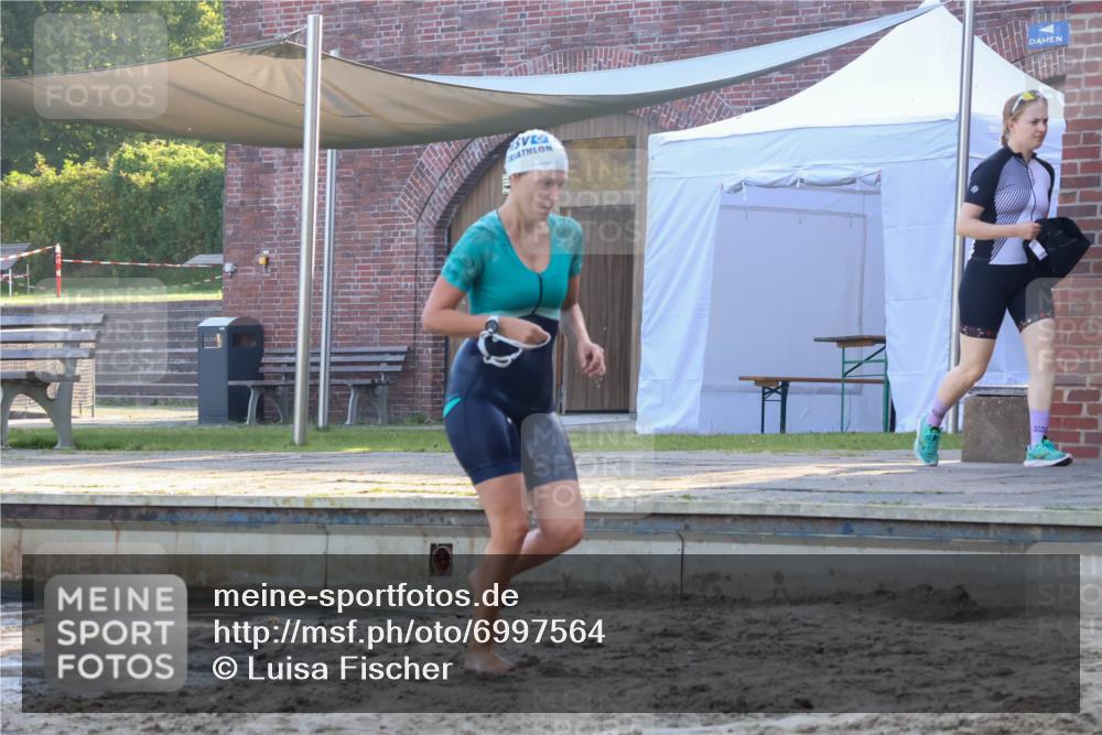 08.09.2024 - Stadtparktriathlon Luisa Fischer http://msf.ph/oto/6997564 08.09.2024 09:02:49 Schwimmen 100, 101 meine-sportfotos.de