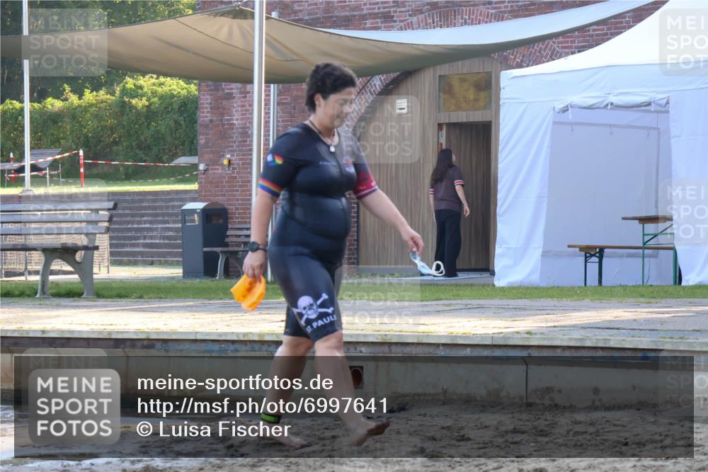 08.09.2024 - Stadtparktriathlon Luisa Fischer http://msf.ph/oto/6997641 08.09.2024 09:03:42 Schwimmen 95 meine-sportfotos.de