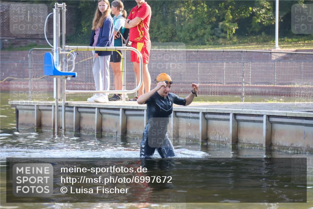 08.09.2024 - Stadtparktriathlon Luisa Fischer http://msf.ph/oto/6997672 08.09.2024 09:04:58 Schwimmen 131 meine-sportfotos.de