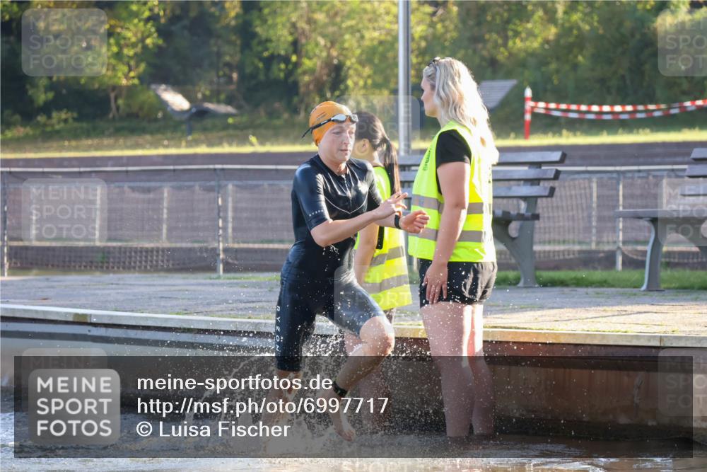 08.09.2024 - Stadtparktriathlon Luisa Fischer http://msf.ph/oto/6997717 08.09.2024 09:05:02 Schwimmen 131 meine-sportfotos.de