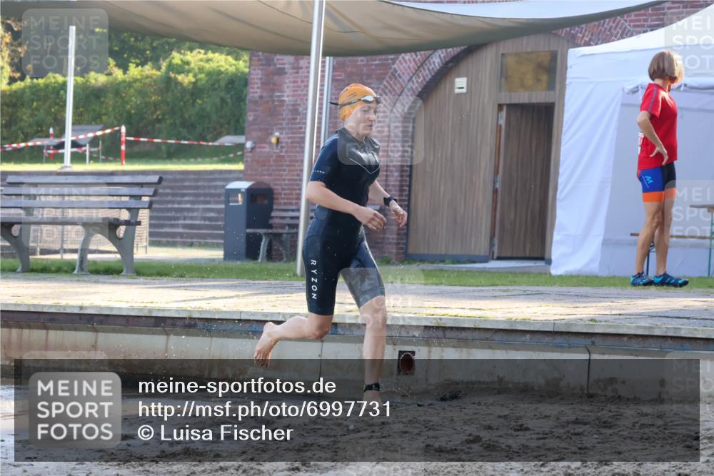 08.09.2024 - Stadtparktriathlon Luisa Fischer http://msf.ph/oto/6997731 08.09.2024 09:05:03 Schwimmen 131 meine-sportfotos.de
