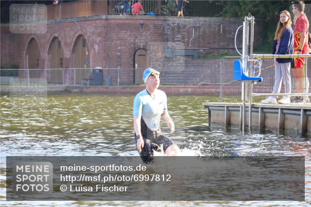 08.09.2024 - Stadtparktriathlon Luisa Fischer http://msf.ph/oto/6997812 08.09.2024 09:05:31 Schwimmen 133, 159 meine-sportfotos.de