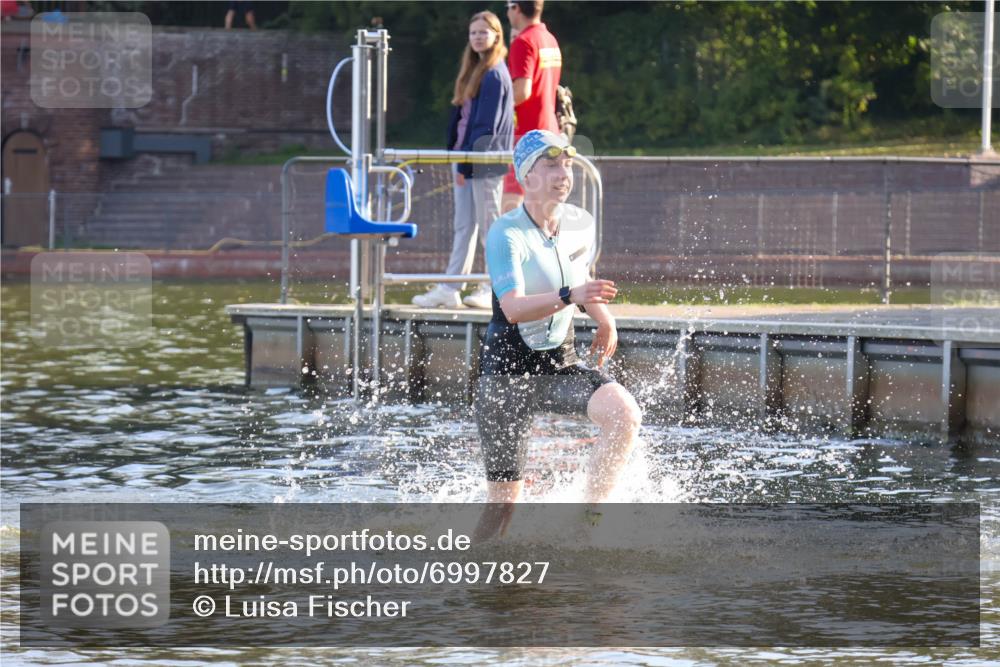 08.09.2024 - Stadtparktriathlon Luisa Fischer http://msf.ph/oto/6997827 08.09.2024 09:05:32 Schwimmen 159 meine-sportfotos.de