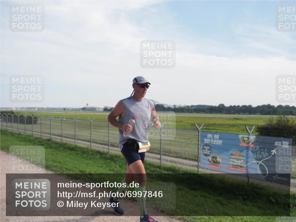 08.09.2024 - Airport Race Miley Keyser http://msf.ph/oto/6997846 08.09.2024 12:20:11 Laufen OLYMPUS, DIGITAL, CAMERA meine-sportfotos.de