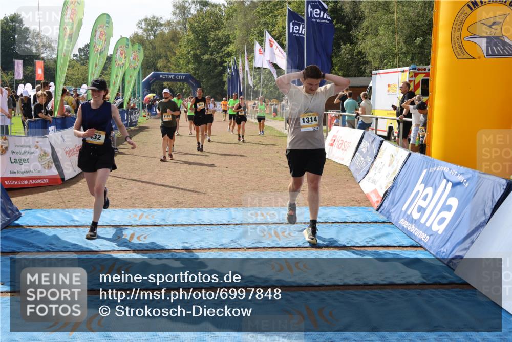 08.09.2024 - Airport Race Strokosch-Dieckow http://msf.ph/oto/6997848 08.09.2024 12:52:33 Ziel 391, 432, 454, 463, 844, 891, 1170, 1314, 1328, 1345, 1365 meine-sportfotos.de