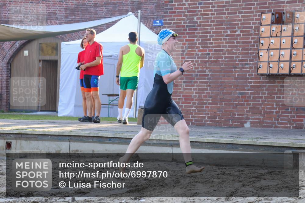 08.09.2024 - Stadtparktriathlon Luisa Fischer http://msf.ph/oto/6997870 08.09.2024 09:05:36 Schwimmen 159 meine-sportfotos.de
