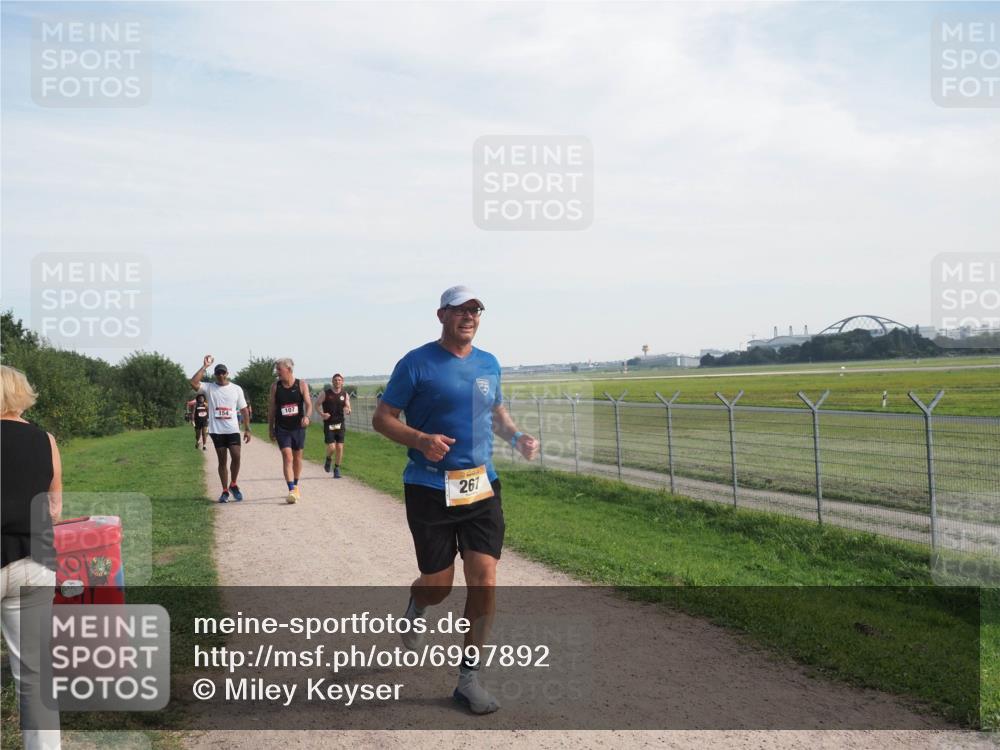 08.09.2024 - Airport Race Miley Keyser http://msf.ph/oto/6997892 08.09.2024 12:20:12 Laufen OLYMPUS, DIGITAL, CAMERA meine-sportfotos.de