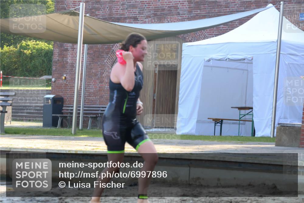 08.09.2024 - Stadtparktriathlon Luisa Fischer http://msf.ph/oto/6997896 08.09.2024 09:05:58 Schwimmen 154, 167 meine-sportfotos.de