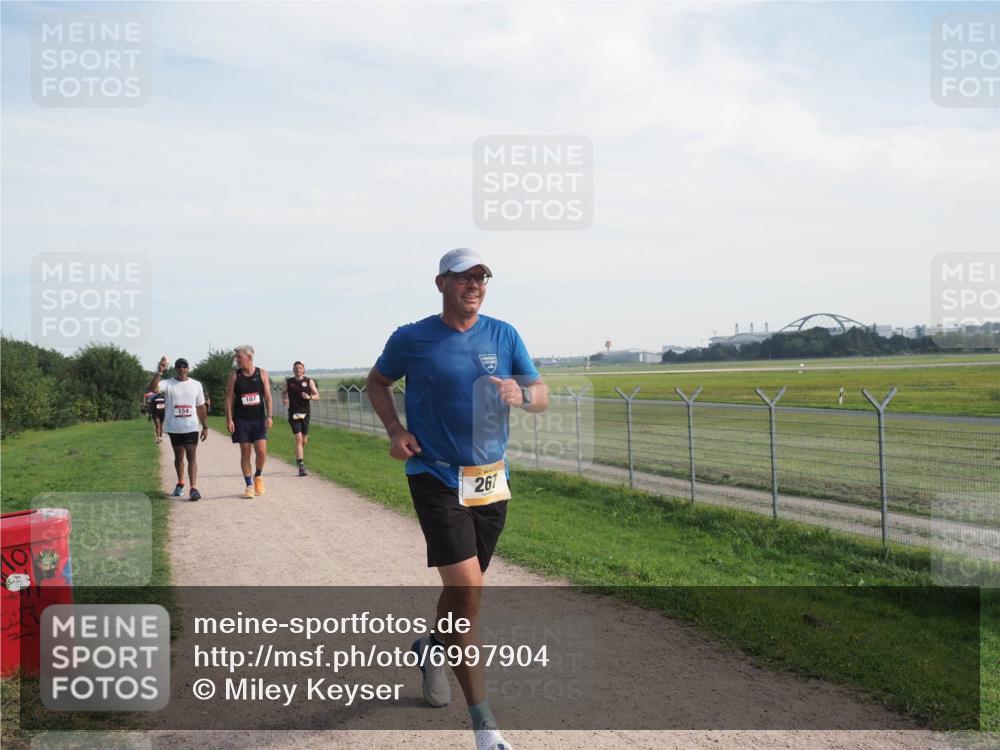 08.09.2024 - Airport Race Miley Keyser http://msf.ph/oto/6997904 08.09.2024 12:20:12 Laufen OLYMPUS, DIGITAL, CAMERA meine-sportfotos.de