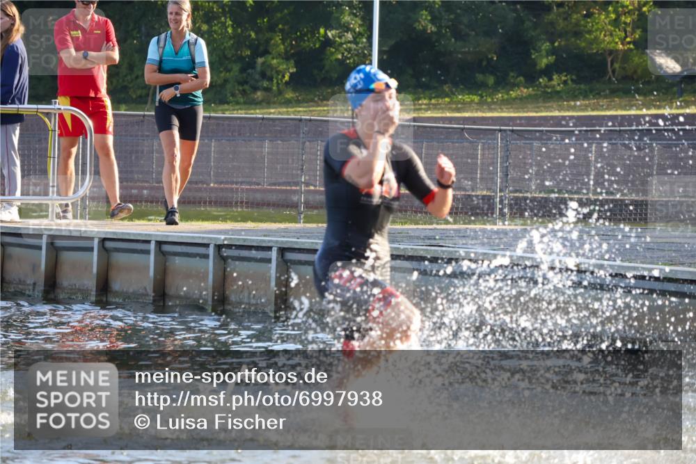 08.09.2024 - Stadtparktriathlon Luisa Fischer http://msf.ph/oto/6997938 08.09.2024 09:06:04 Schwimmen 154, 167 meine-sportfotos.de