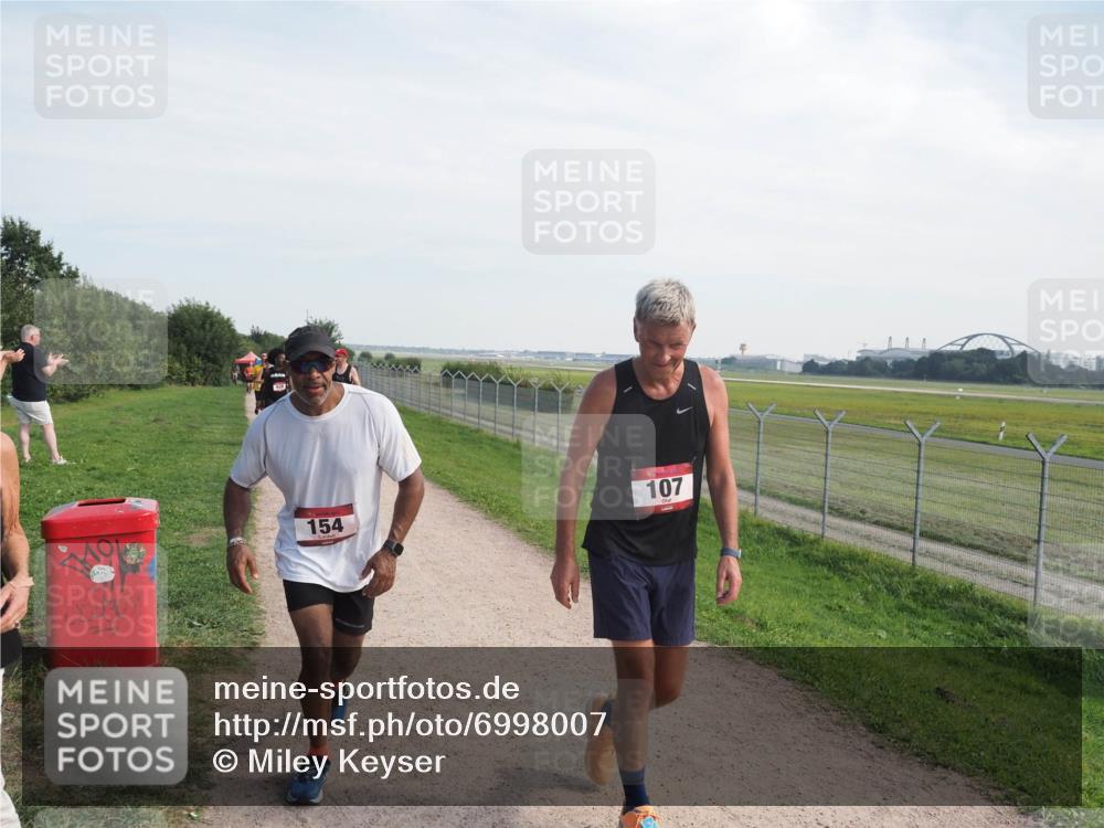 08.09.2024 - Airport Race Miley Keyser http://msf.ph/oto/6998007 08.09.2024 12:20:18 Laufen OLYMPUS, DIGITAL, CAMERA meine-sportfotos.de