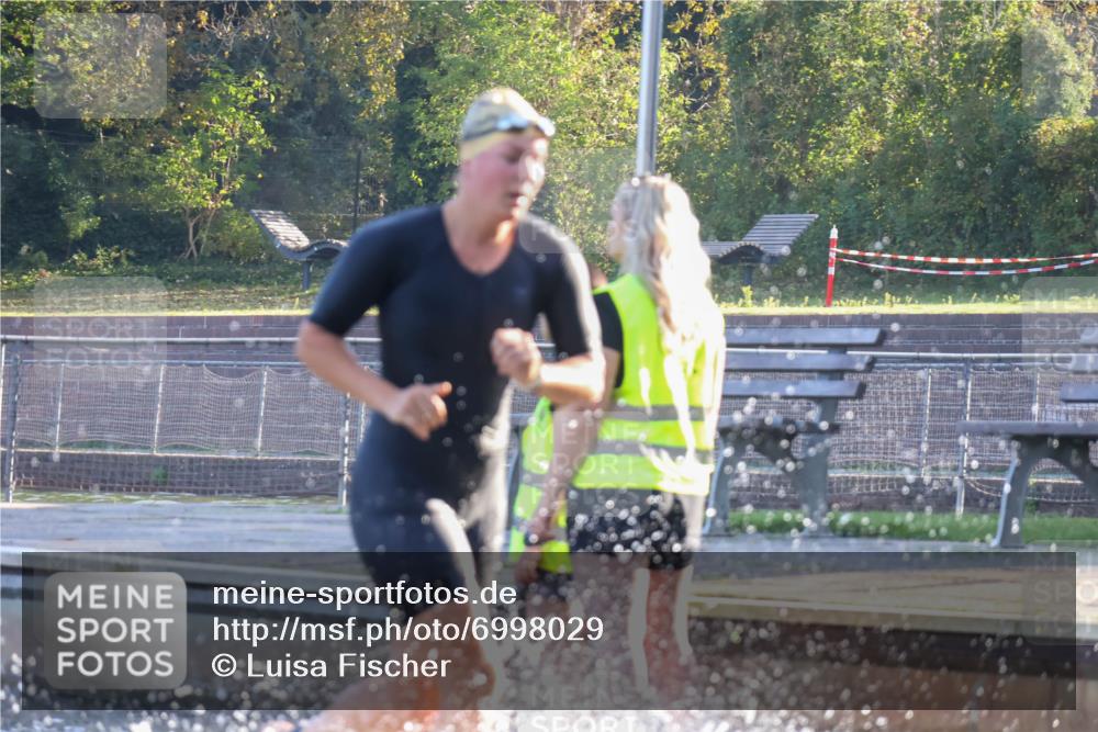 08.09.2024 - Stadtparktriathlon Luisa Fischer http://msf.ph/oto/6998029 08.09.2024 09:06:33 Schwimmen 174 meine-sportfotos.de