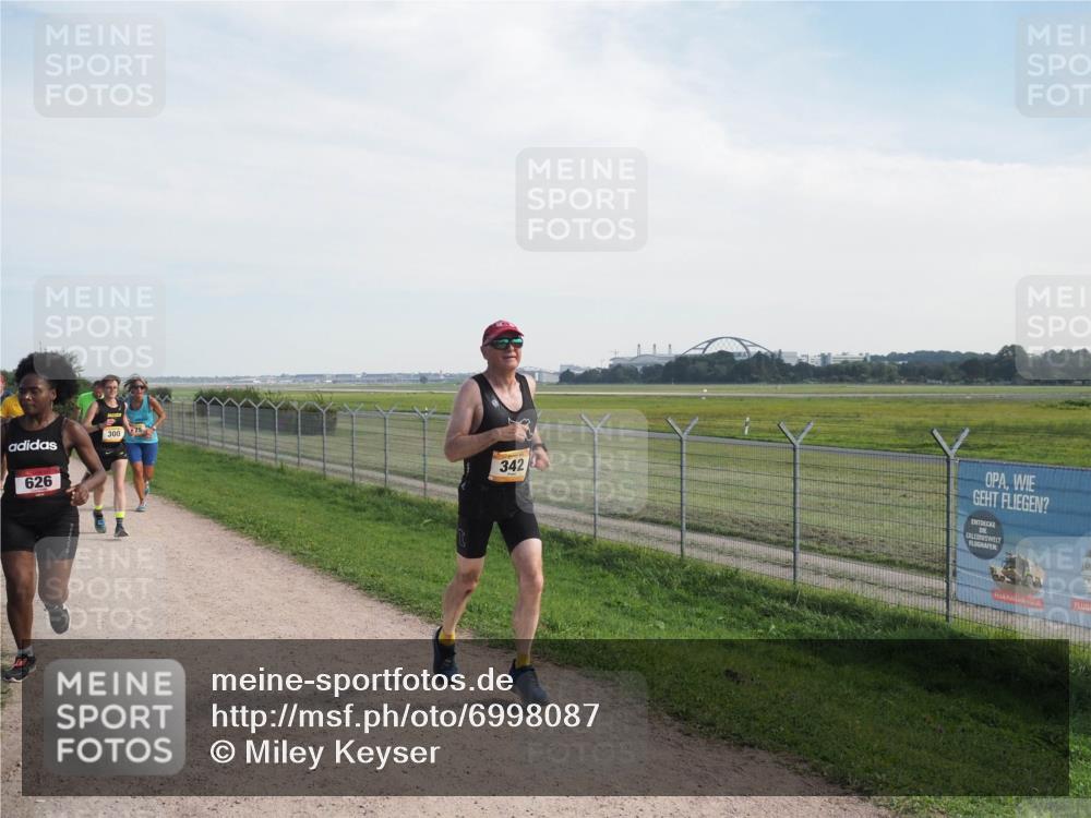 08.09.2024 - Airport Race Miley Keyser http://msf.ph/oto/6998087 08.09.2024 12:20:23 Laufen OLYMPUS, DIGITAL, CAMERA meine-sportfotos.de
