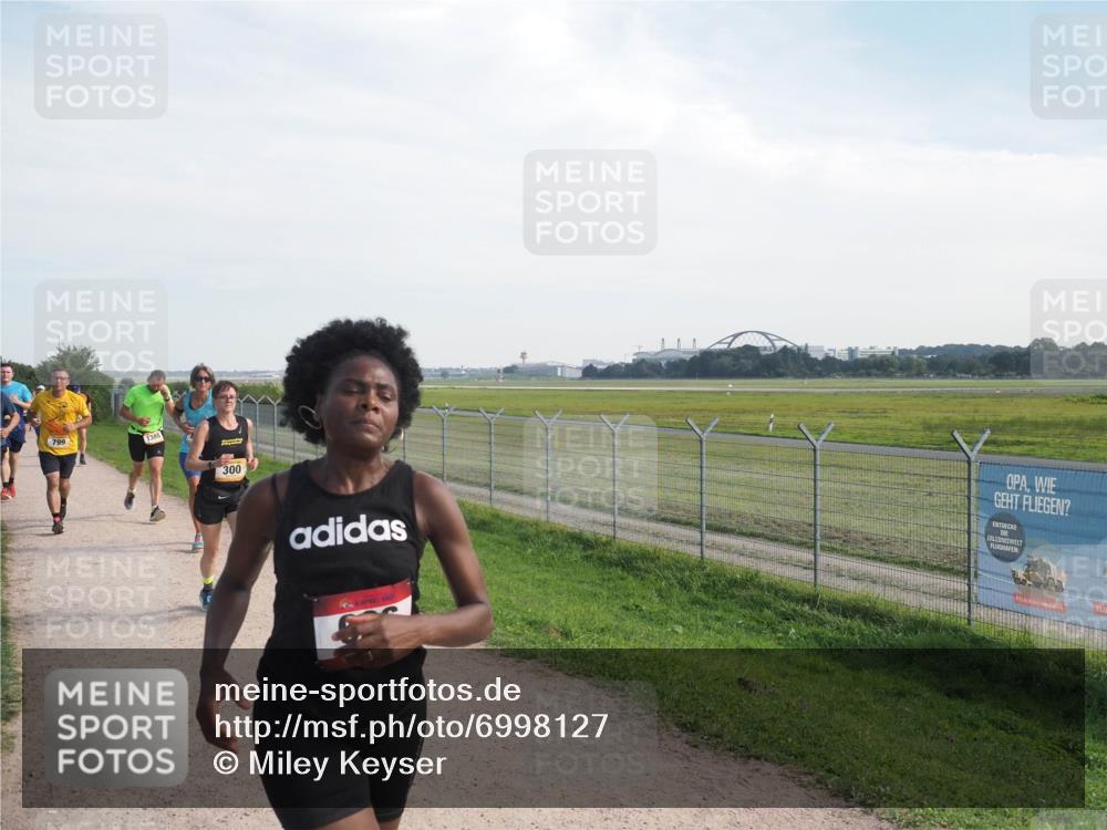 08.09.2024 - Airport Race Miley Keyser http://msf.ph/oto/6998127 08.09.2024 12:20:24 Laufen OLYMPUS, DIGITAL, CAMERA meine-sportfotos.de
