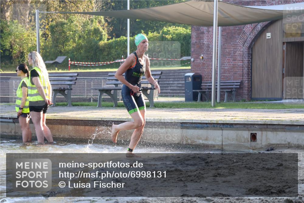 08.09.2024 - Stadtparktriathlon Luisa Fischer http://msf.ph/oto/6998131 08.09.2024 09:06:54 Schwimmen 140, 150, 151, 163 meine-sportfotos.de