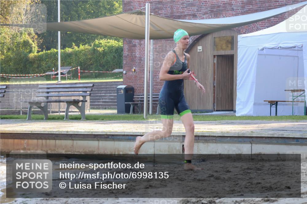 08.09.2024 - Stadtparktriathlon Luisa Fischer http://msf.ph/oto/6998135 08.09.2024 09:06:55 Schwimmen 140, 150, 151, 163 meine-sportfotos.de
