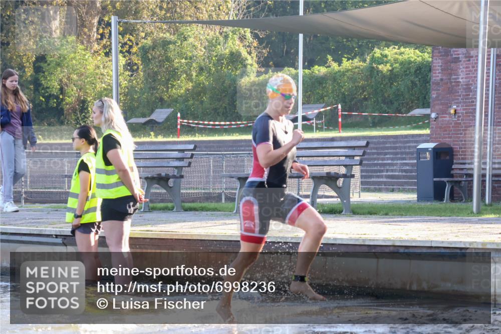08.09.2024 - Stadtparktriathlon Luisa Fischer http://msf.ph/oto/6998236 08.09.2024 09:07:21 Schwimmen 144, 157, 173 meine-sportfotos.de