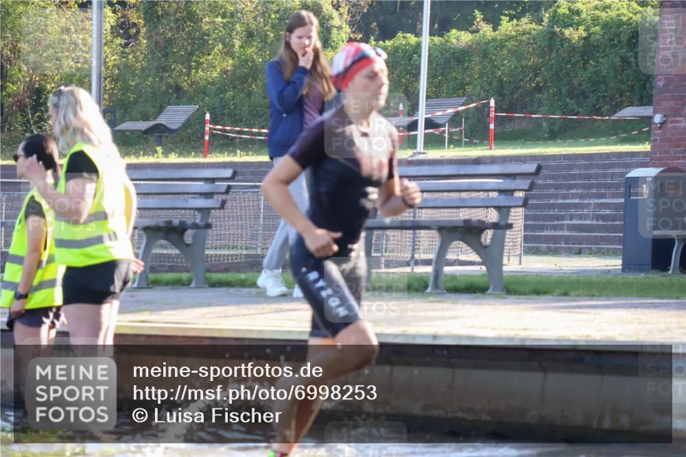 08.09.2024 - Stadtparktriathlon Luisa Fischer http://msf.ph/oto/6998253 08.09.2024 09:07:26 Schwimmen 144, 157, 173 meine-sportfotos.de