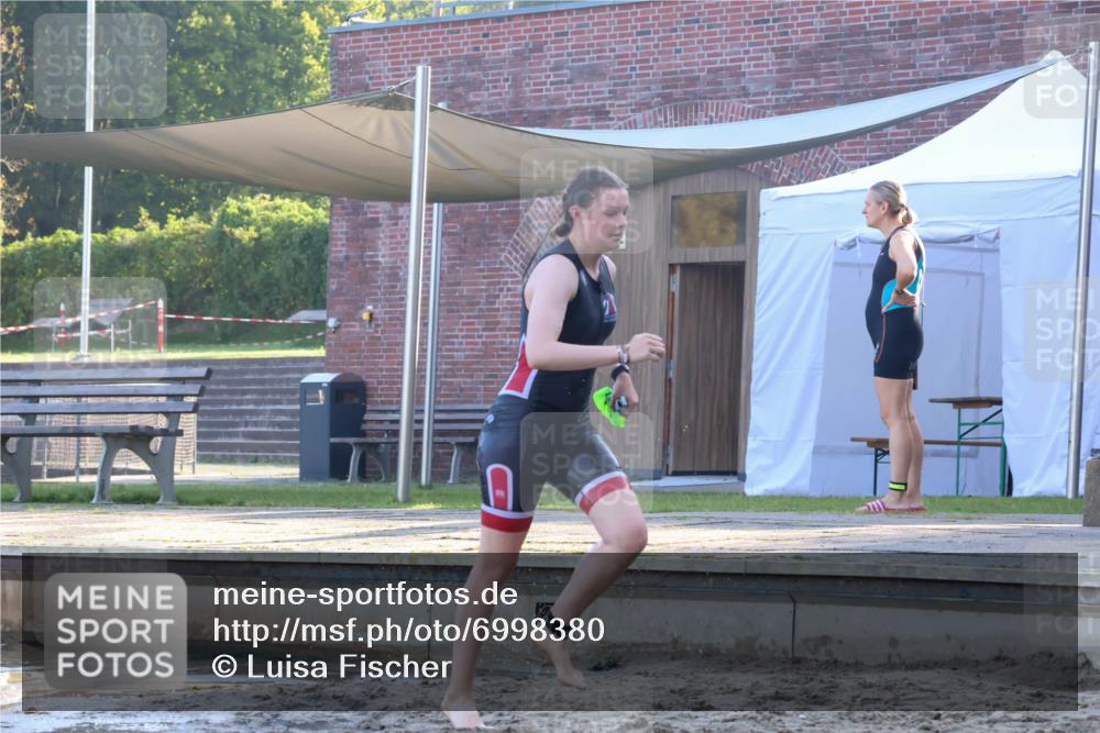 08.09.2024 - Stadtparktriathlon Luisa Fischer http://msf.ph/oto/6998380 08.09.2024 09:07:57 Schwimmen 52, 132, 134, 152, 156, 165, 171, 180 meine-sportfotos.de