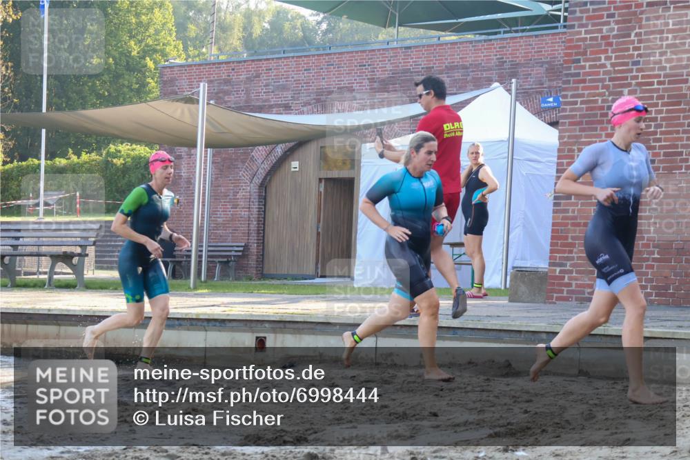 08.09.2024 - Stadtparktriathlon Luisa Fischer http://msf.ph/oto/6998444 08.09.2024 09:08:06 Schwimmen 52, 132, 152, 156, 165, 175, 176, 180 meine-sportfotos.de