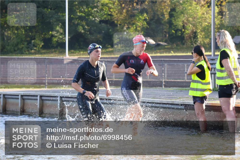08.09.2024 - Stadtparktriathlon Luisa Fischer http://msf.ph/oto/6998456 08.09.2024 09:08:09 Schwimmen 152, 156, 165, 175, 176, 180 meine-sportfotos.de