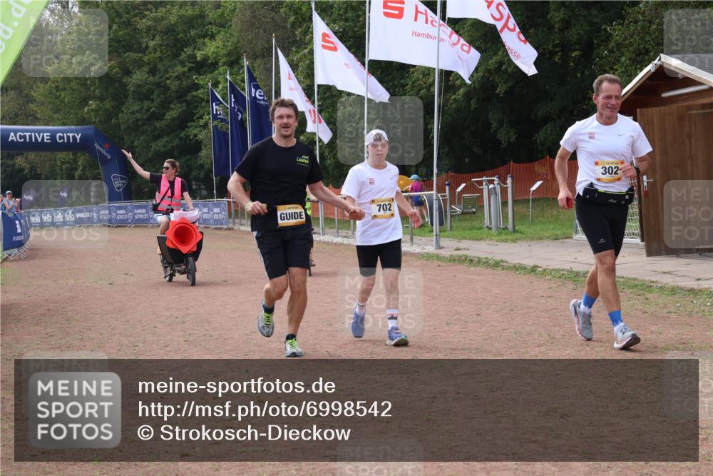 08.09.2024 - Airport Race Strokosch-Dieckow http://msf.ph/oto/6998542 08.09.2024 13:34:19 Ziel 302, 702 meine-sportfotos.de