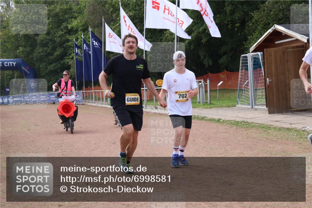08.09.2024 - Airport Race Strokosch-Dieckow http://msf.ph/oto/6998581 08.09.2024 13:34:20 Ziel 302, 702 meine-sportfotos.de