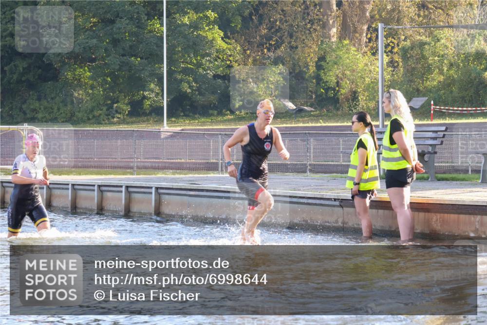 08.09.2024 - Stadtparktriathlon Luisa Fischer http://msf.ph/oto/6998644 08.09.2024 09:08:59 Schwimmen 143, 145, 162, 178 meine-sportfotos.de