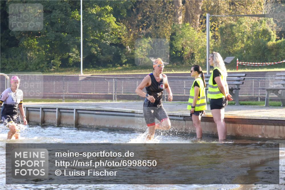 08.09.2024 - Stadtparktriathlon Luisa Fischer http://msf.ph/oto/6998650 08.09.2024 09:08:59 Schwimmen 143, 145, 162, 178 meine-sportfotos.de