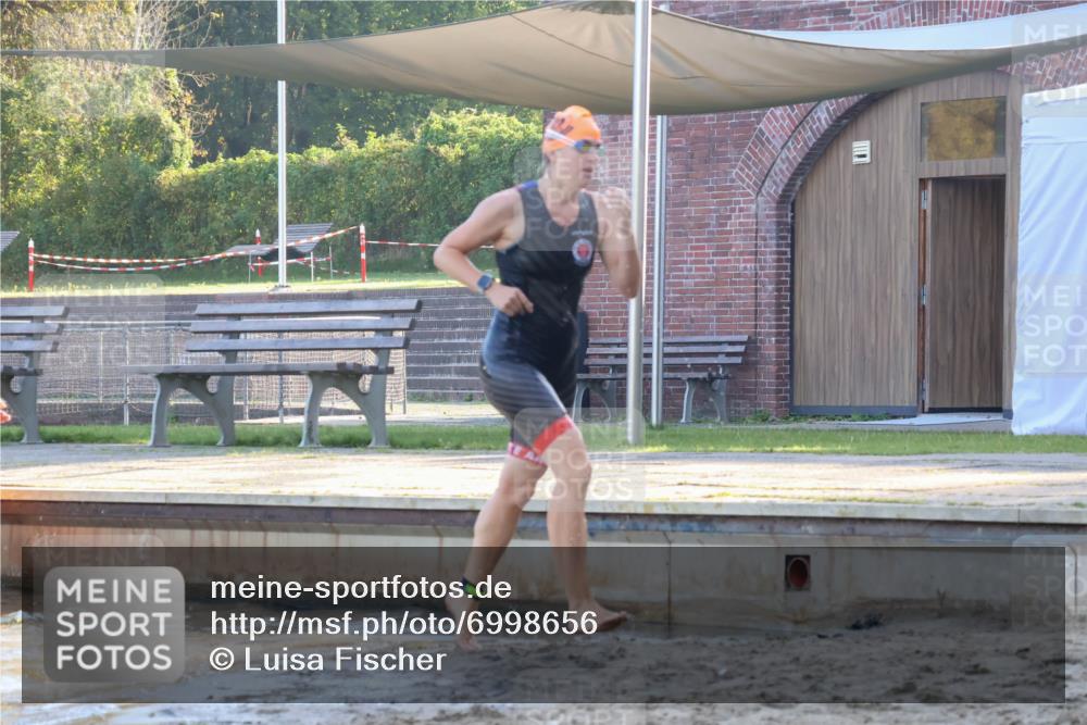 08.09.2024 - Stadtparktriathlon Luisa Fischer http://msf.ph/oto/6998656 08.09.2024 09:09:01 Schwimmen 143, 145, 162, 178 meine-sportfotos.de