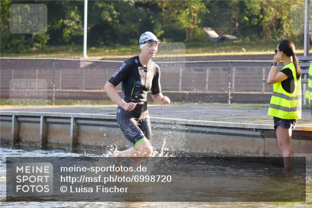 08.09.2024 - Stadtparktriathlon Luisa Fischer http://msf.ph/oto/6998720 08.09.2024 09:09:12 Schwimmen 146, 160, 162, 166 meine-sportfotos.de