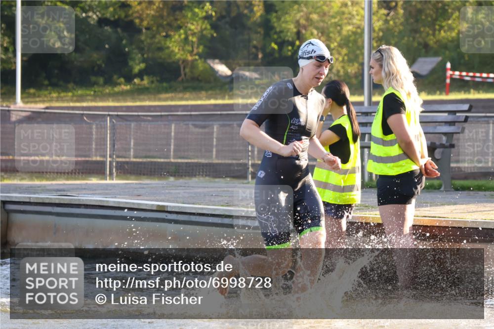 08.09.2024 - Stadtparktriathlon Luisa Fischer http://msf.ph/oto/6998728 08.09.2024 09:09:12 Schwimmen 146, 160, 162, 166 meine-sportfotos.de