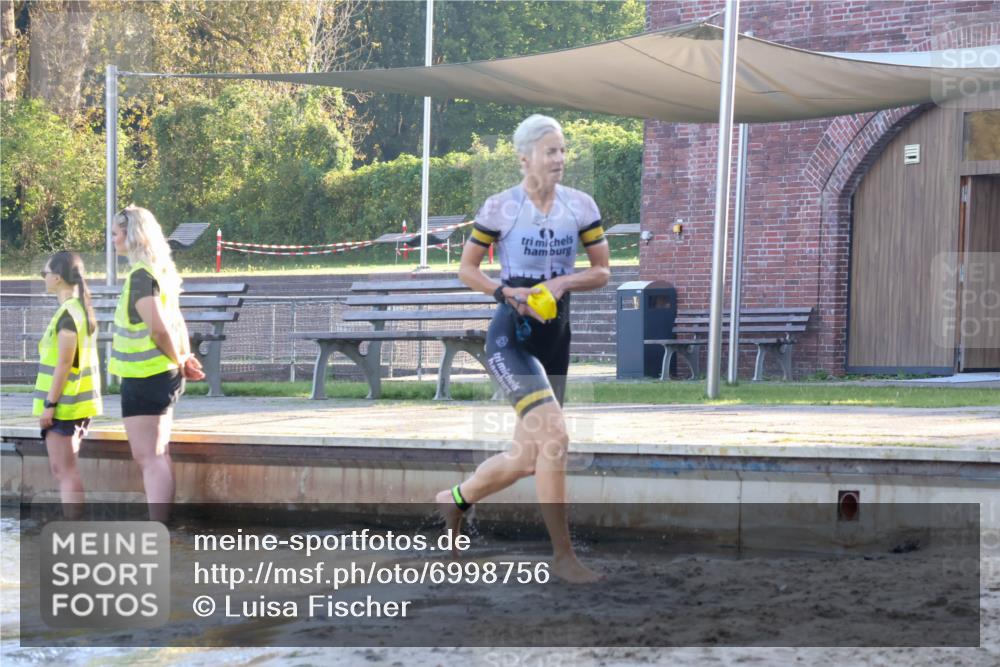 08.09.2024 - Stadtparktriathlon Luisa Fischer http://msf.ph/oto/6998756 08.09.2024 09:09:17 Schwimmen 146, 160, 166 meine-sportfotos.de