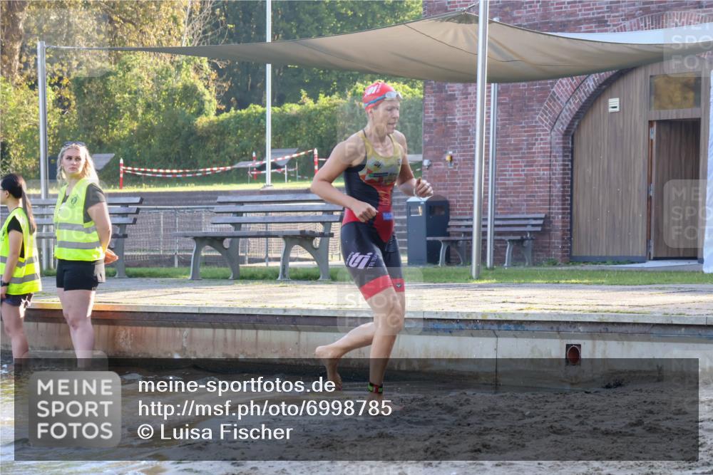 08.09.2024 - Stadtparktriathlon Luisa Fischer http://msf.ph/oto/6998785 08.09.2024 09:09:20 Schwimmen 146, 160, 166 meine-sportfotos.de