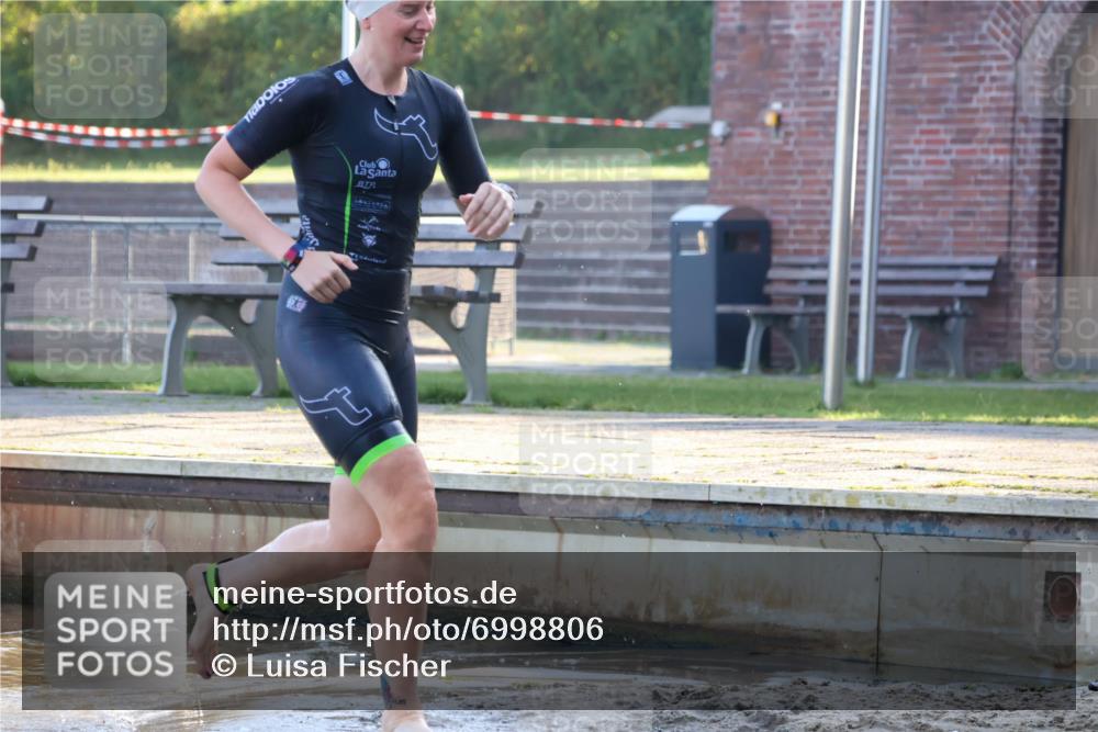 08.09.2024 - Stadtparktriathlon Luisa Fischer http://msf.ph/oto/6998806 08.09.2024 09:09:32 Schwimmen 168 meine-sportfotos.de