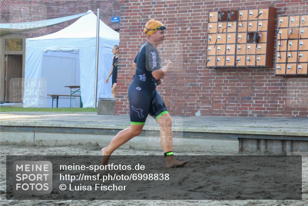 08.09.2024 - Stadtparktriathlon Luisa Fischer http://msf.ph/oto/6998838 08.09.2024 09:10:00 Schwimmen 169, 179 meine-sportfotos.de